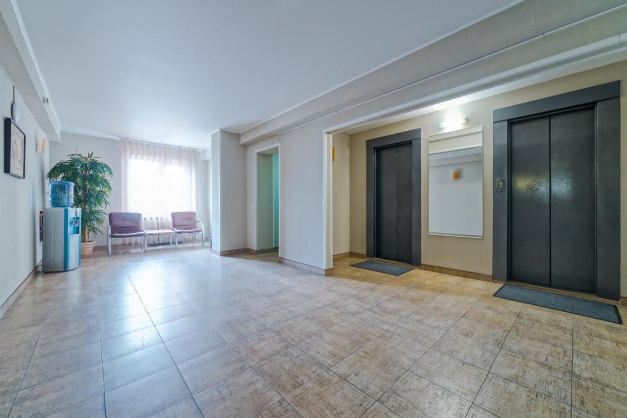 Zvezda Hotel Minsk Exterior foto